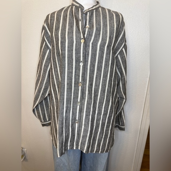 Rafaella Black and White Linen button up blouse - Picture 1 of 11